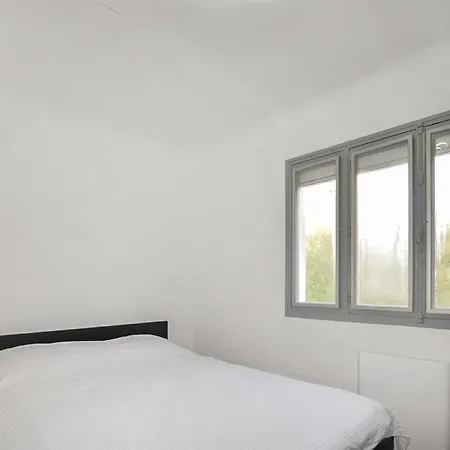 Hotel Cozy In With Kitchen 4*